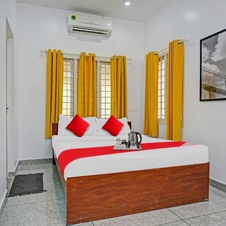 Oyo Thykoodam Sleep Inn Kochi Εξωτερικό φωτογραφία