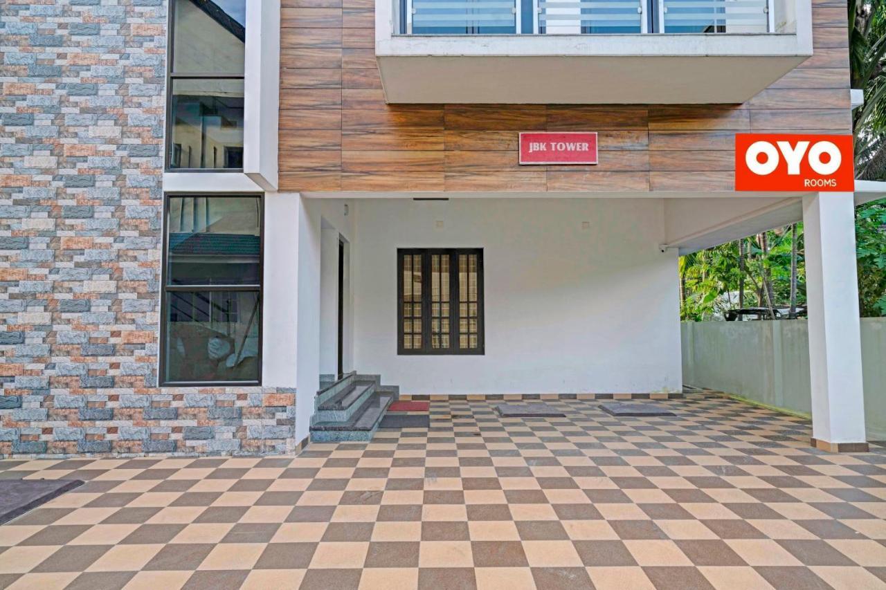 Oyo Thykoodam Sleep Inn Kochi Εξωτερικό φωτογραφία